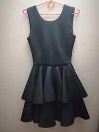 Czarna sukienka rozmiar M