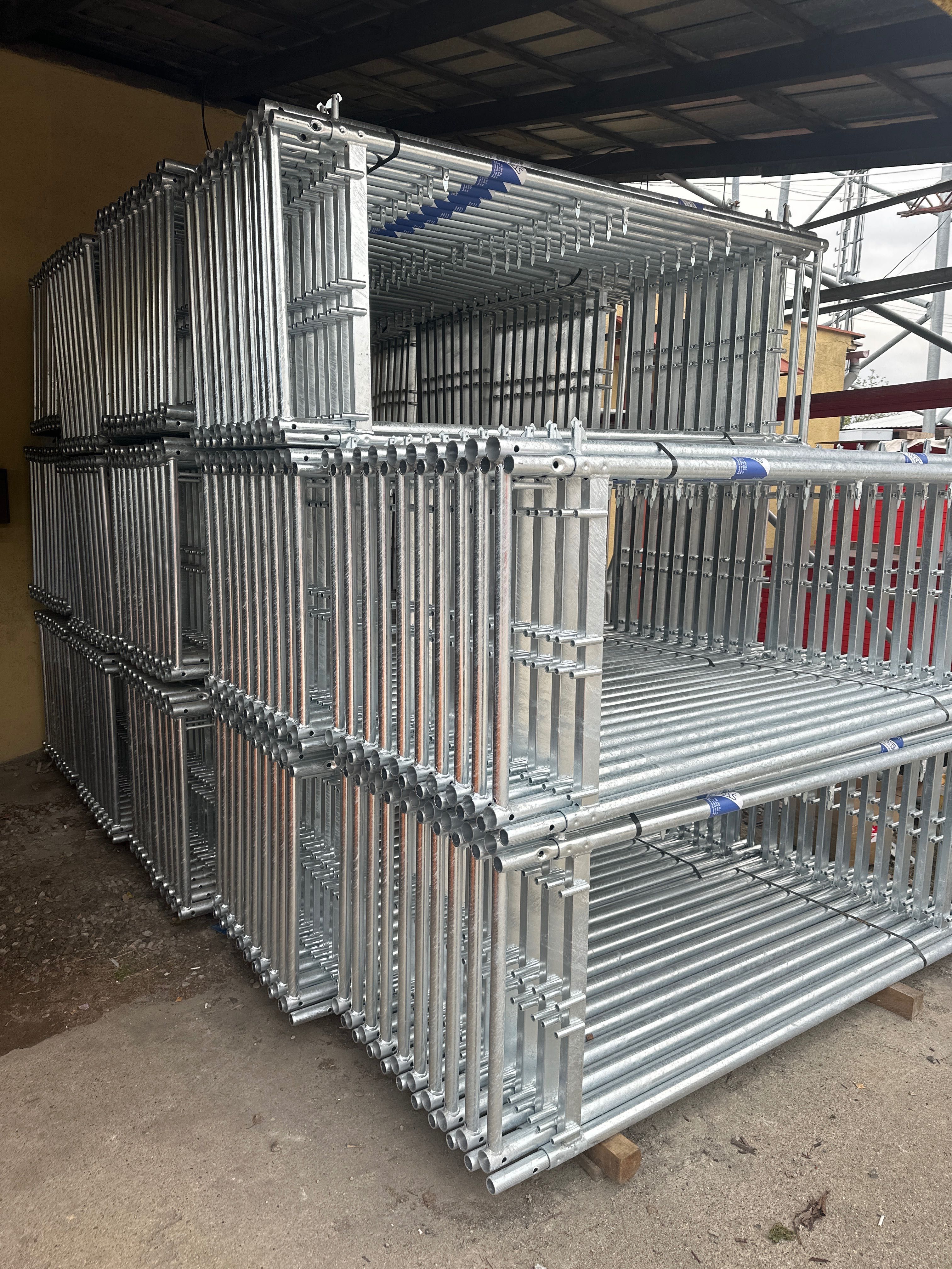 Rusztowanie elewacyjne 100m2 nowe 108m2