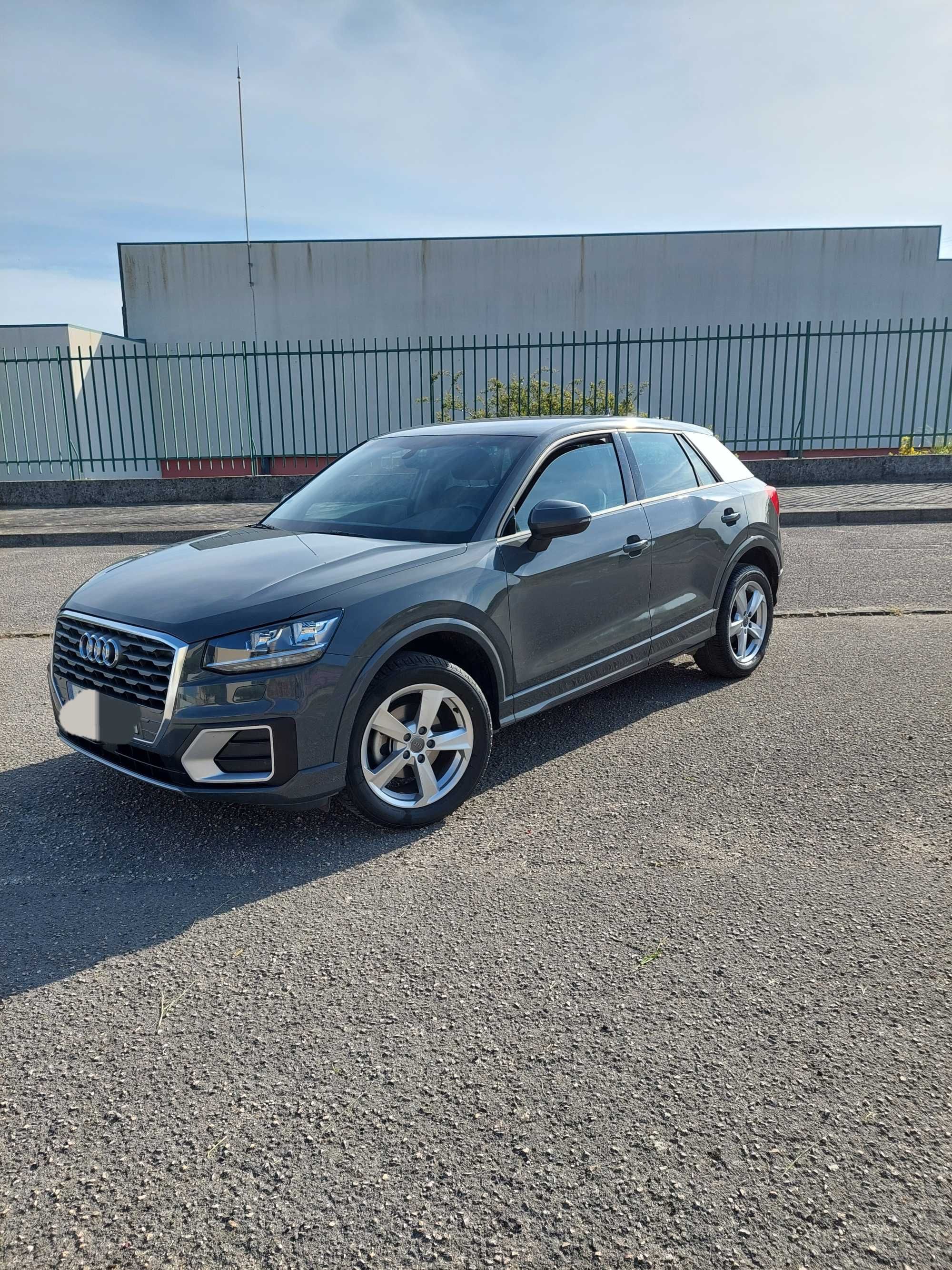 AUDI Q2 30 TFSI (só 40250 km/particular)