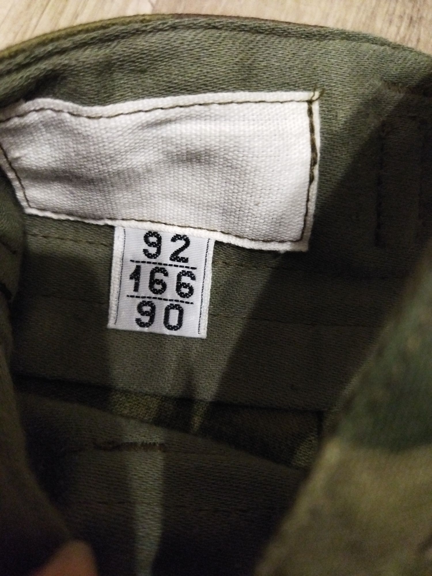 Nowe spodnie wojskowe z szelkami pas 92.