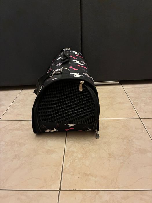 Vendo acessórios de gato/a