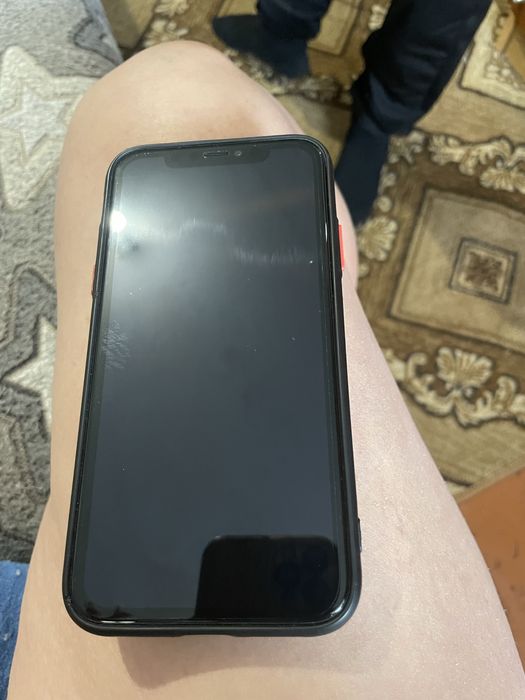 Продам айфон 11 !