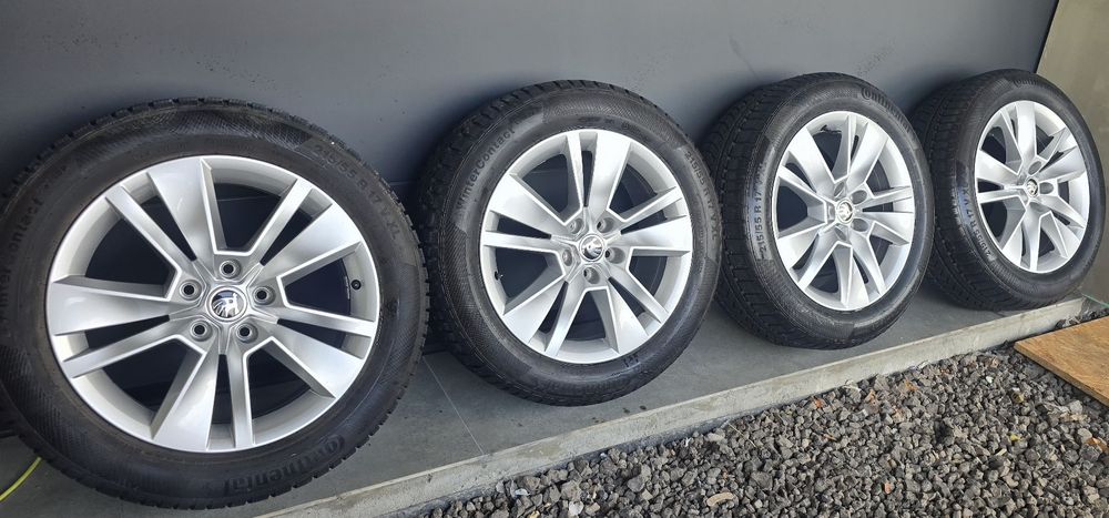 4x Koła  215 55 R17 V XL Felgi 5x112 ET 45 Skoda Volkswagen