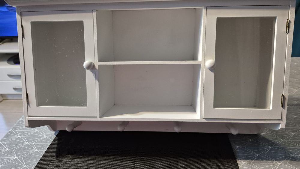 Mini kredens wiszący