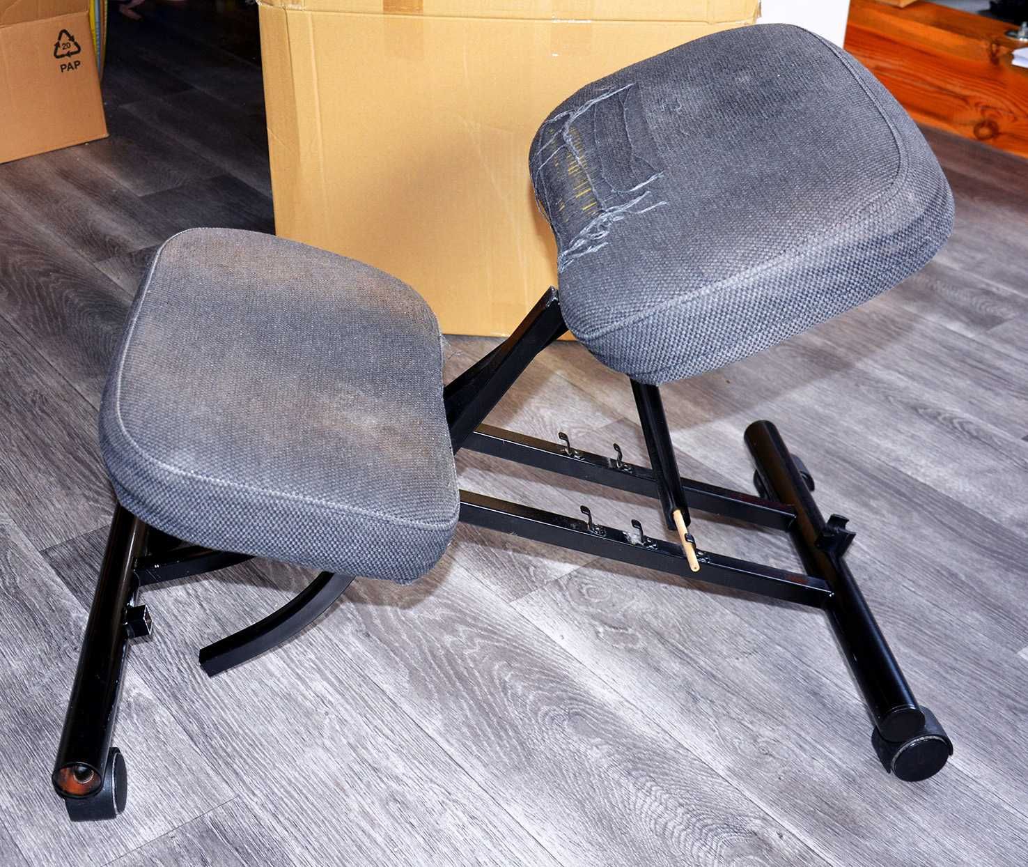 IKEA klęcznik EIFRED