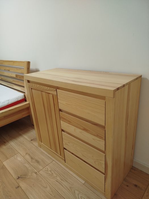 Дерев'яний комод 100х90х43 см