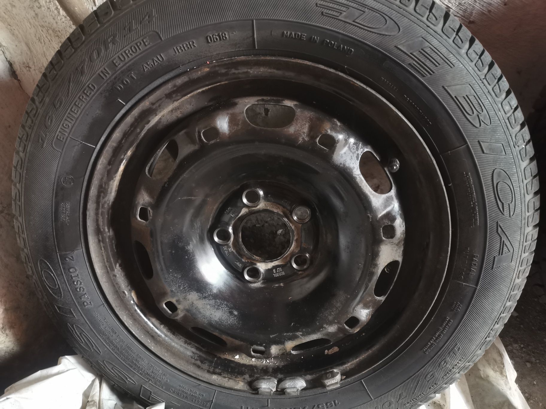 Koła VW polo 5j14 et35 165/70 r 14