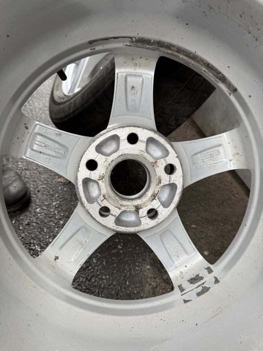 Продам диски R16
