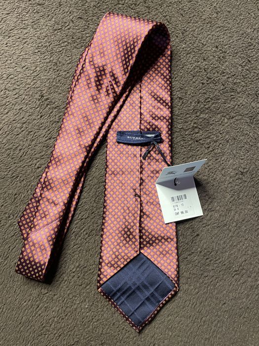 Галстук Burberry. Оригинал! С бирками! 100 % шелк. ШИРОКИЙ!