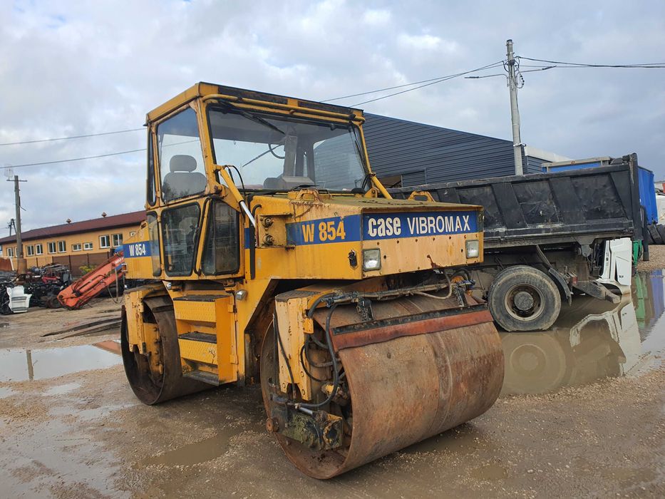 Walec drogowy CASE Vibromax W854