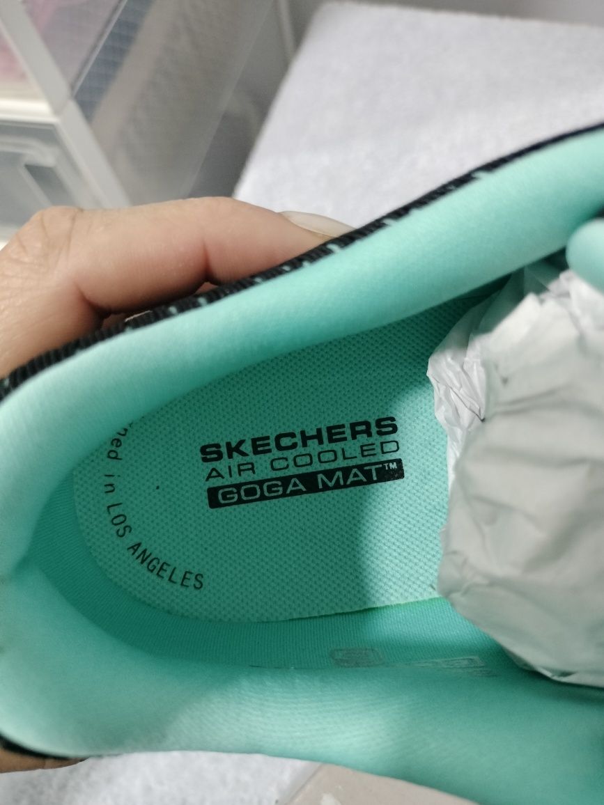 Vende se tênis da marca skechers originais para mulher