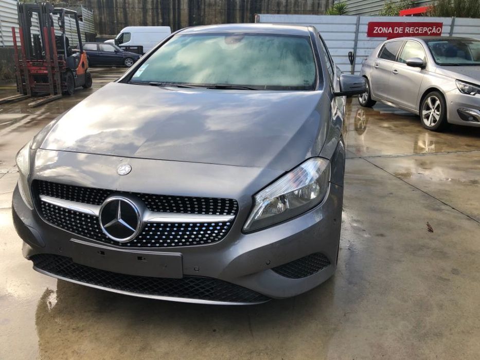 MERCEDES A 180 (W176) 1.6  122CV DE 2014 PARA PEÇAS