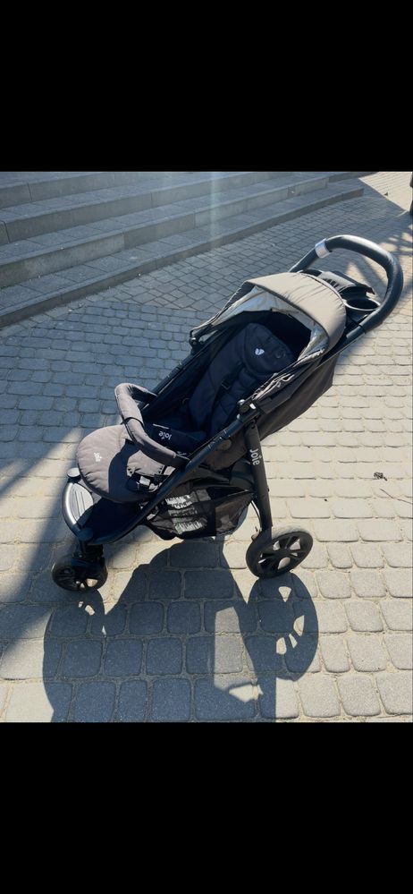 wózek spacerowy Joie Litetrax 4 kolor szary