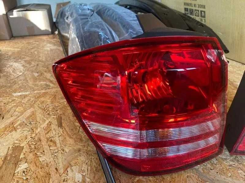 Фонарь стоп Dodge Journey фонари Додж Джорни