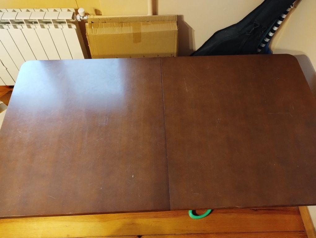 Solidny drewniany Stół