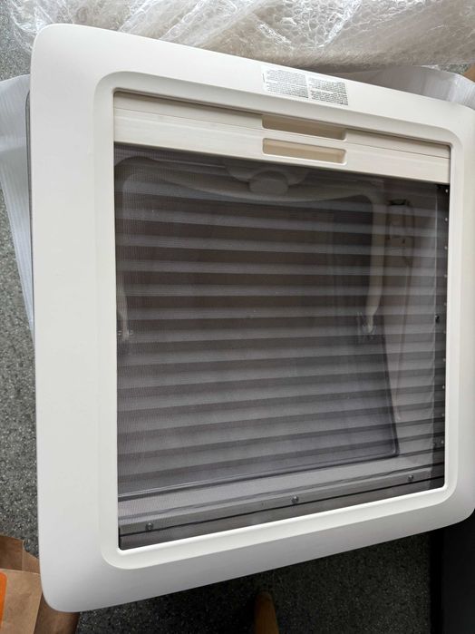 Okno dachowe do kampera Dometic Heki Style 40x40 - Warszawa