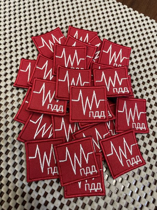 Шеврони патчі на липучці нашивки