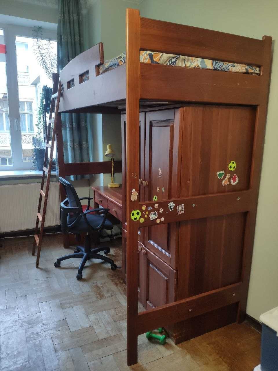 Дитяче ліжко двоярусне. +Матрац+Шафа+Стіл+Стілець. Самовивіз