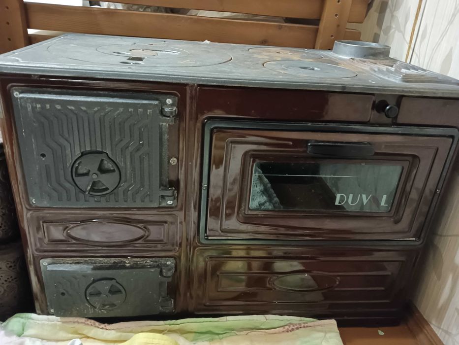 Терміново твердопаливна піч