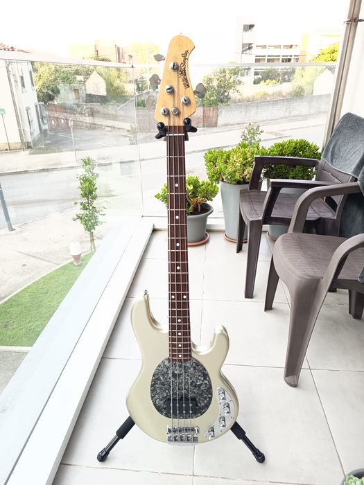 Musicman Stingray 3EQ