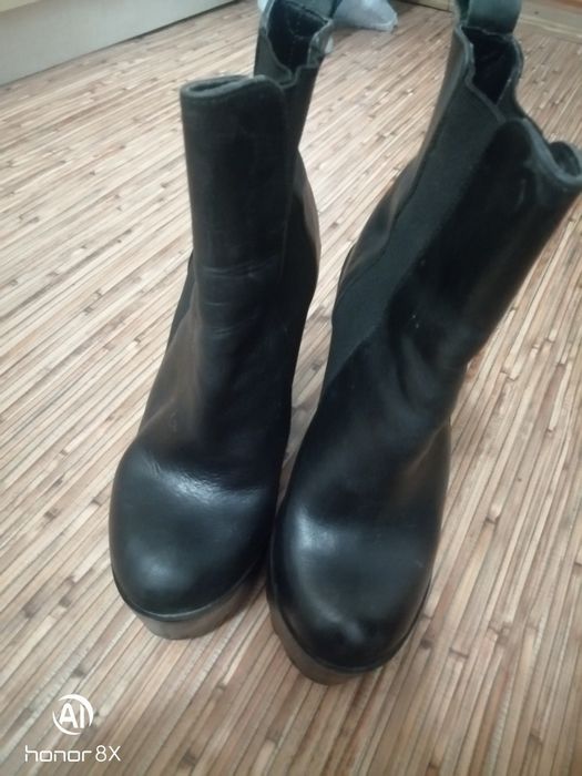 Продам жіночі сапоги