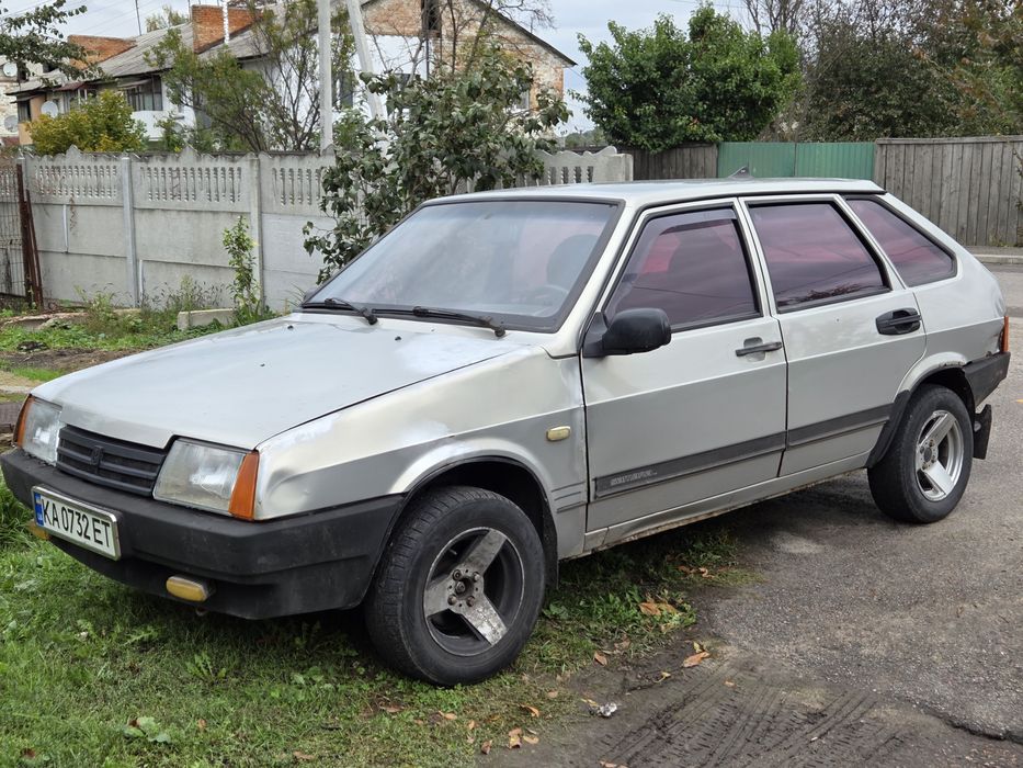 Продам Ваз 2109 бензин