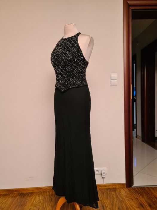 czarna koralikowa sukienka wieczorowa sylwestrowa