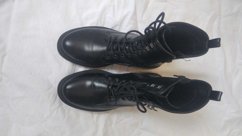 Buty botki czarne damskie trapery 39