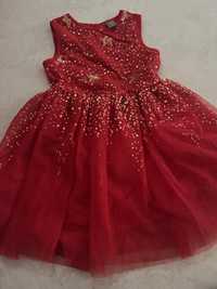 Sukienka czerwona w gwiazdki