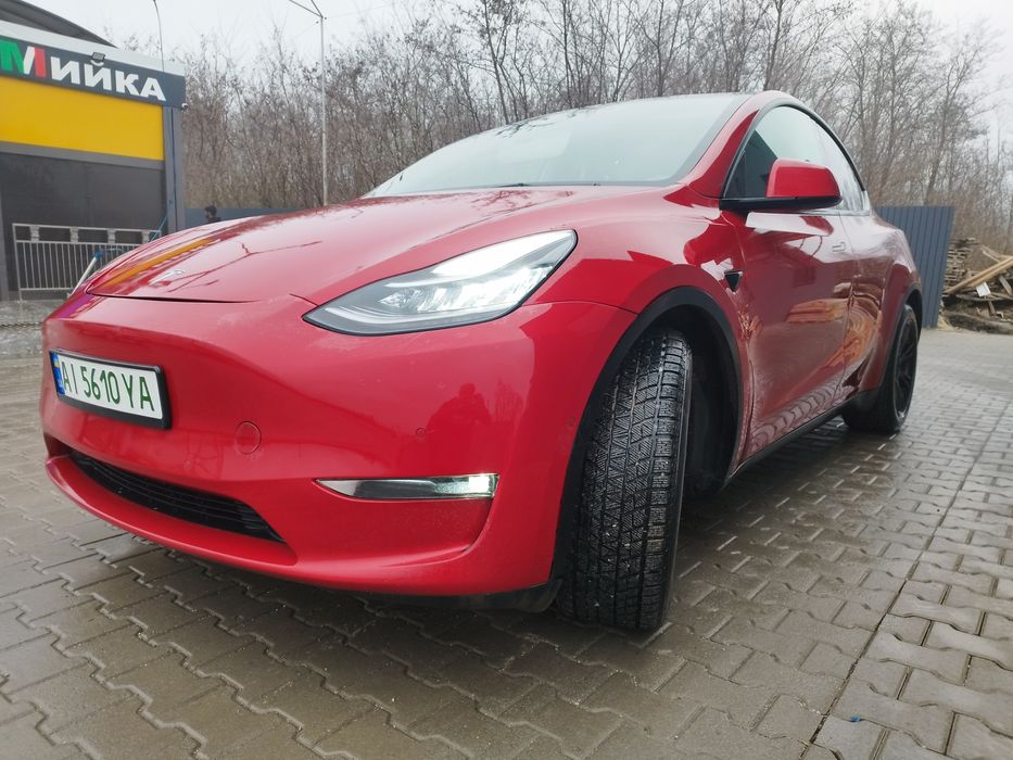 Tesla model Y 2021р long range