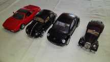 4 carros miniaturas - Ferrari, Vw´s e Citroen