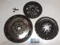 SPRZĘGŁO KOŁO DWUMASOWE RENAULT LAGUNA III 1,5 DCI  8200715172  2008r