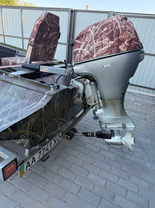 моторная лодка казанка ,хонда 20, на прицепе