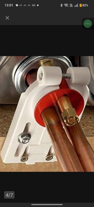 Uchwyt montażowy do bateri ciężkich w kuchni