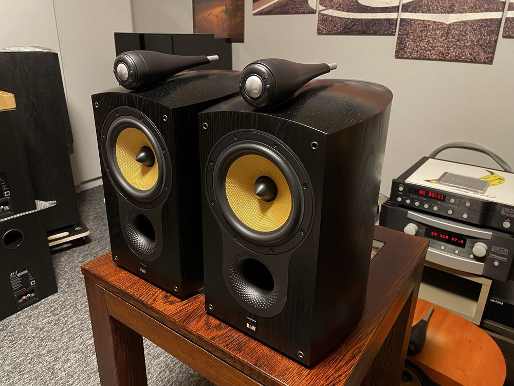 Kolumny podstawkowe monitory Bowers & Wilkins 805S