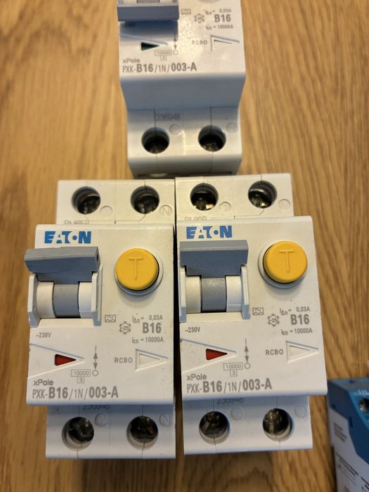 Bezpieczniki zabezpieczenia