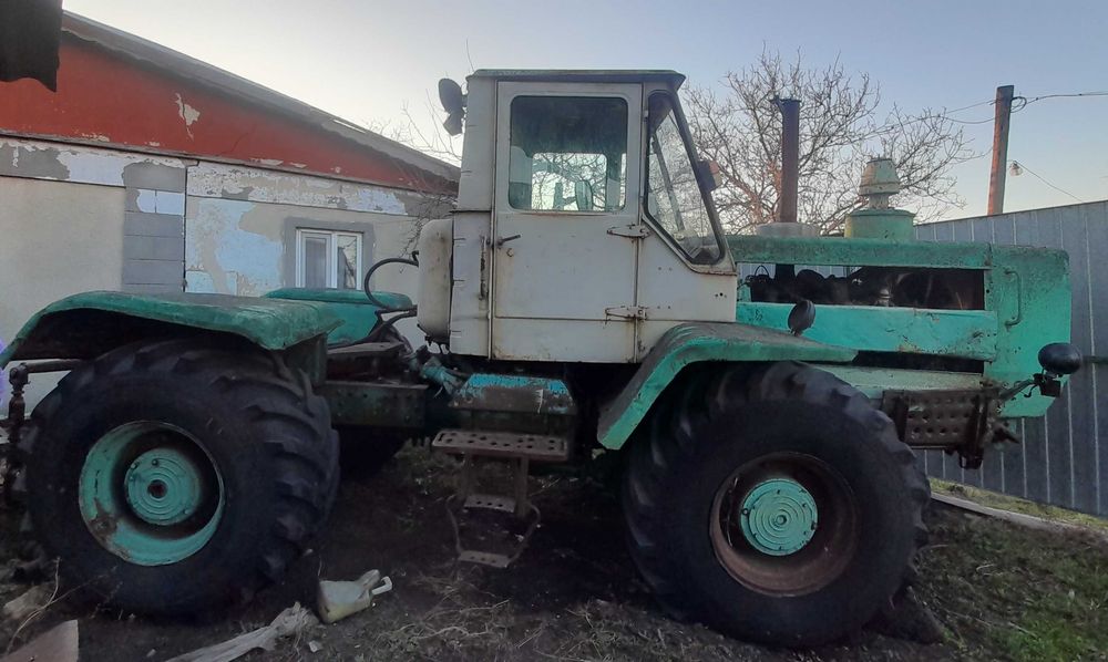 Трактор Т-150 к двигун СМД-62