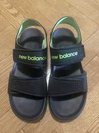 Босоніжки new balance