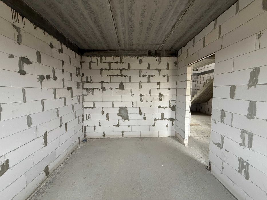 Продам сучасний таунхаус у селищі Баришівка