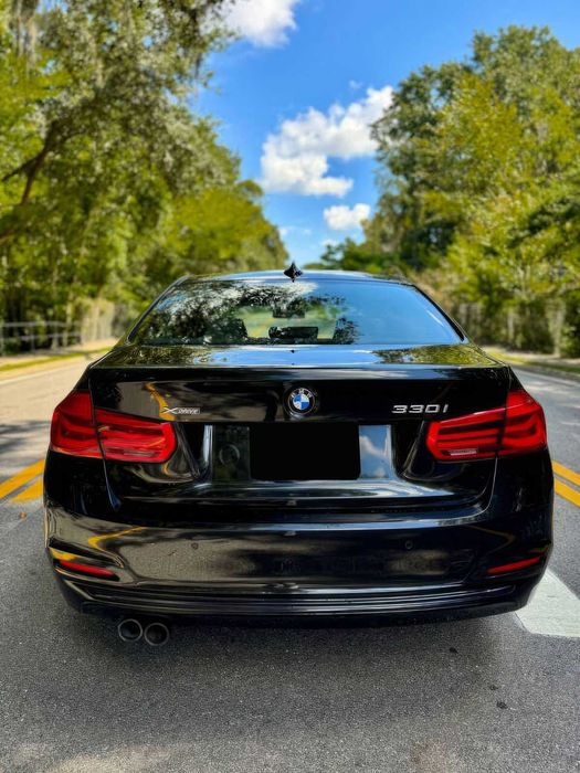 BMW 3 Series 330i xDrive      2017