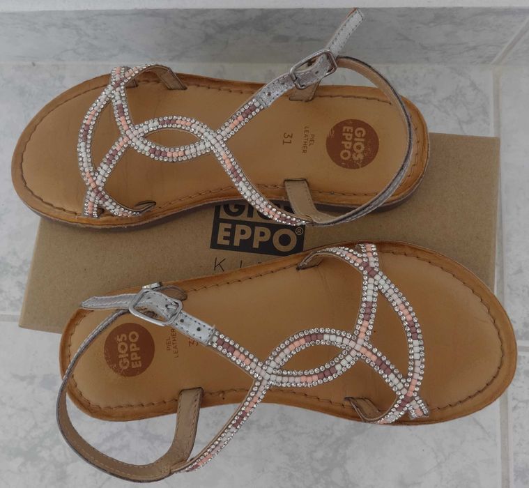 Sandália Rosa Dourado com Tiras e Cristais para Menina