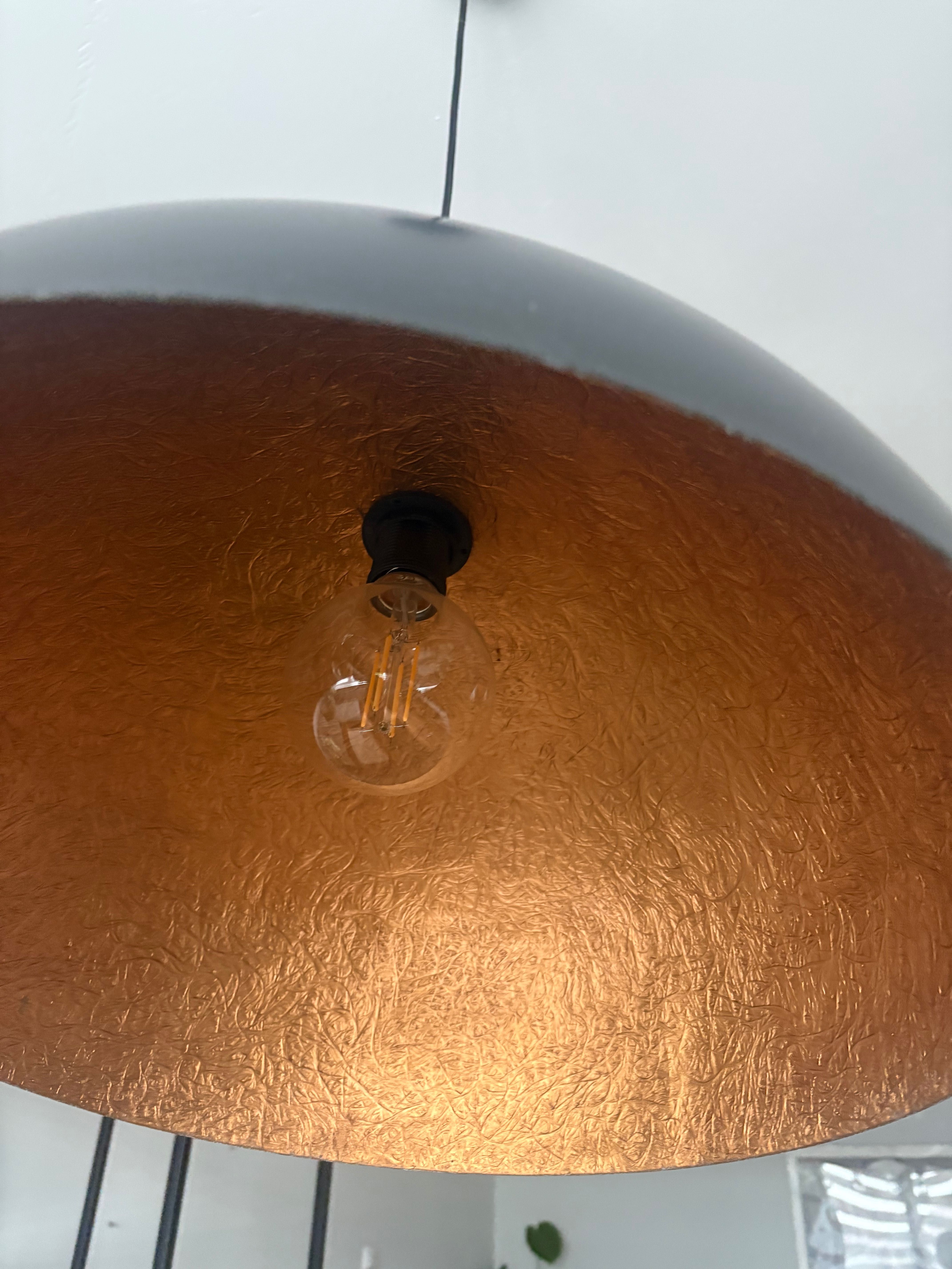 Lampa wisząca , czarno- złota , 50 fi