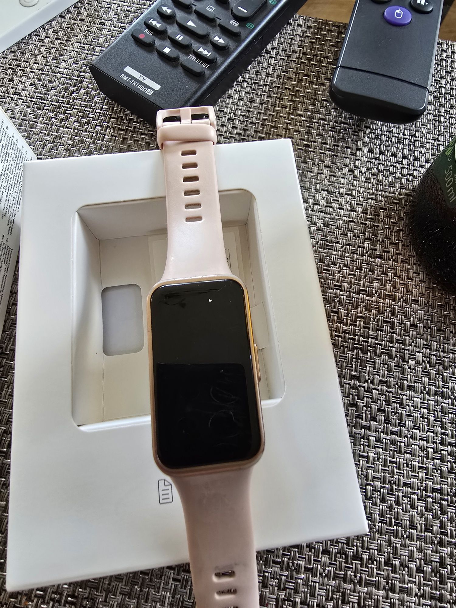 HUAWEI BAND 8jak nowy