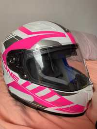 Capacete feminino