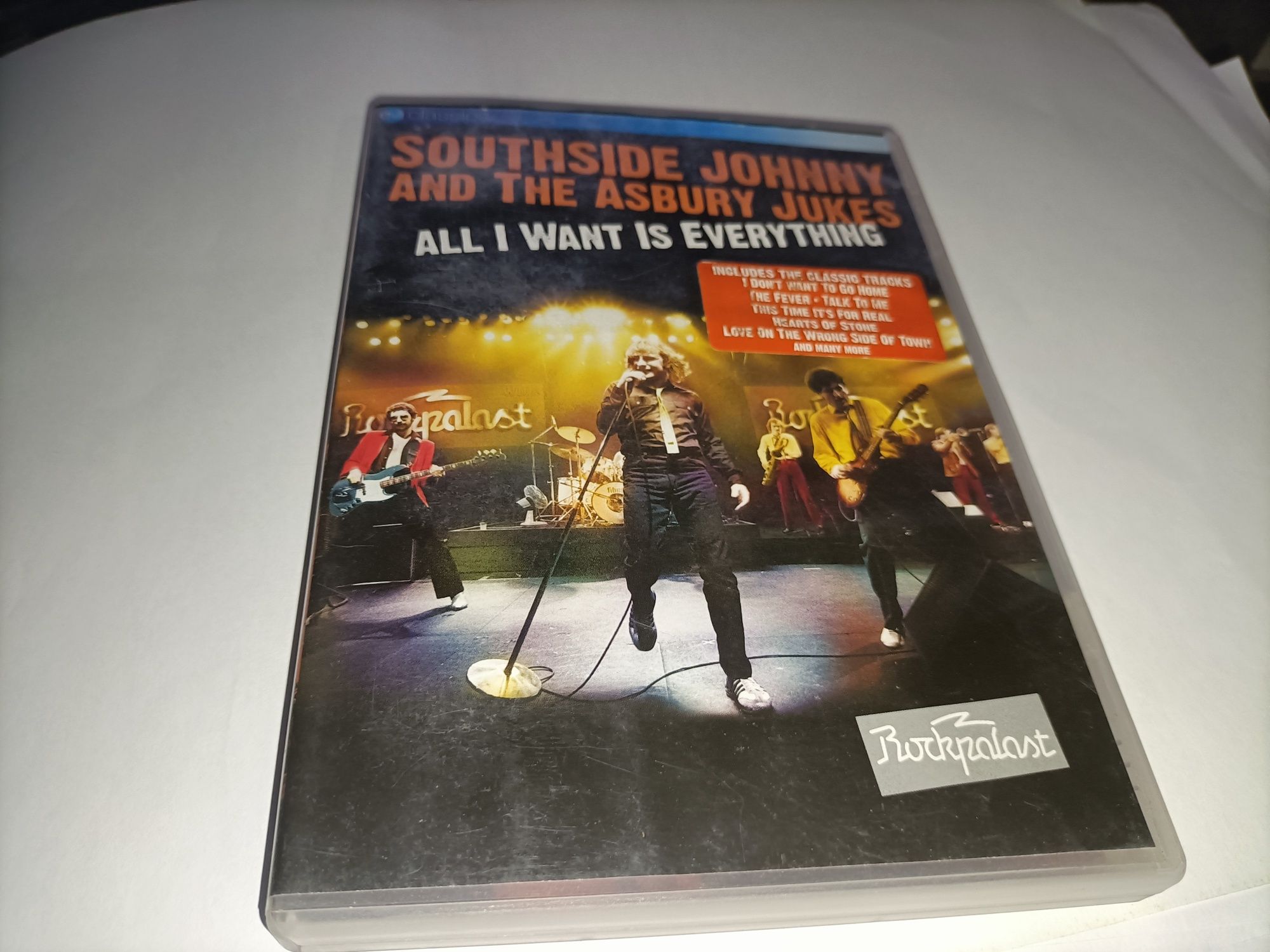 Southside Johnny and the absurd jokes