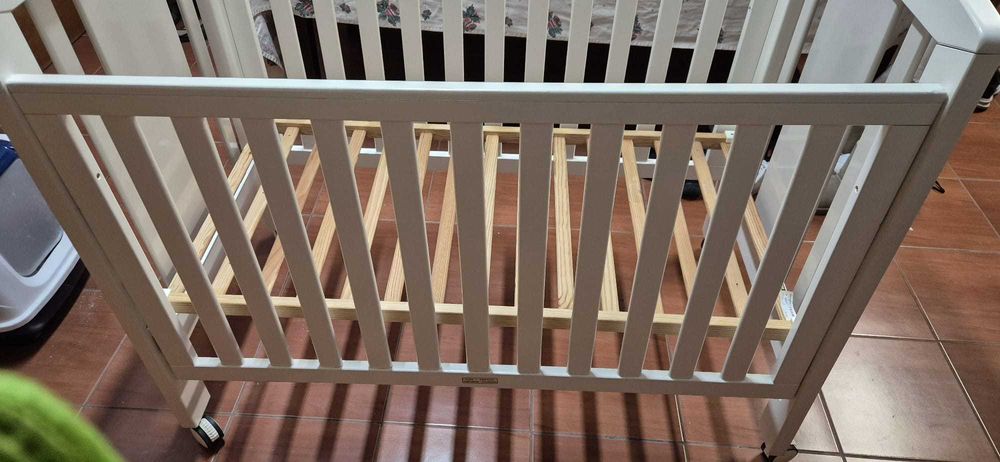 Vende-se berço Trama Star