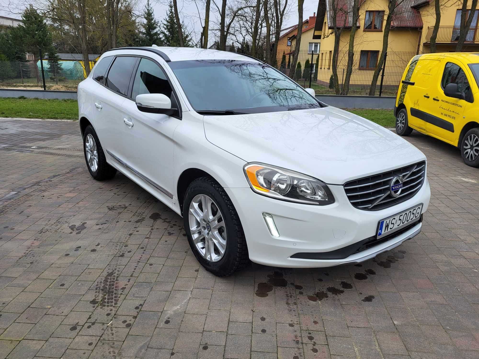 Volvo XC60 T5 2016r 245KM