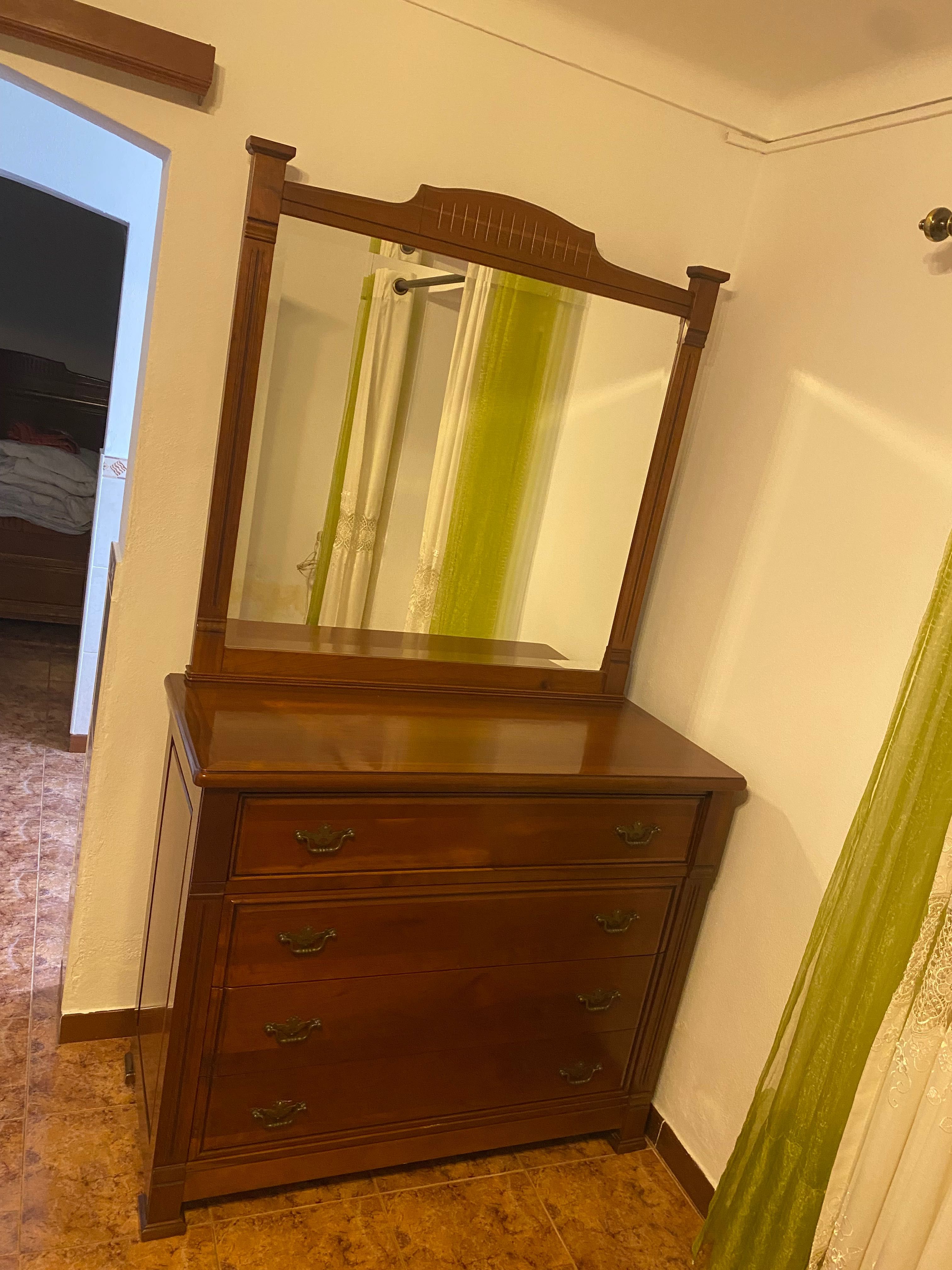Conjunto de quarto.