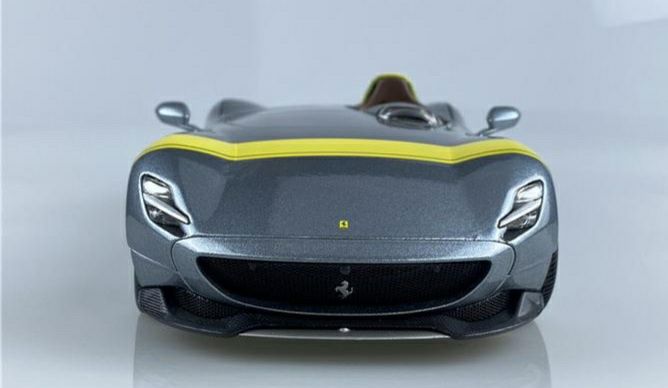 1/18 Ferrari Monza SP1 - Burago