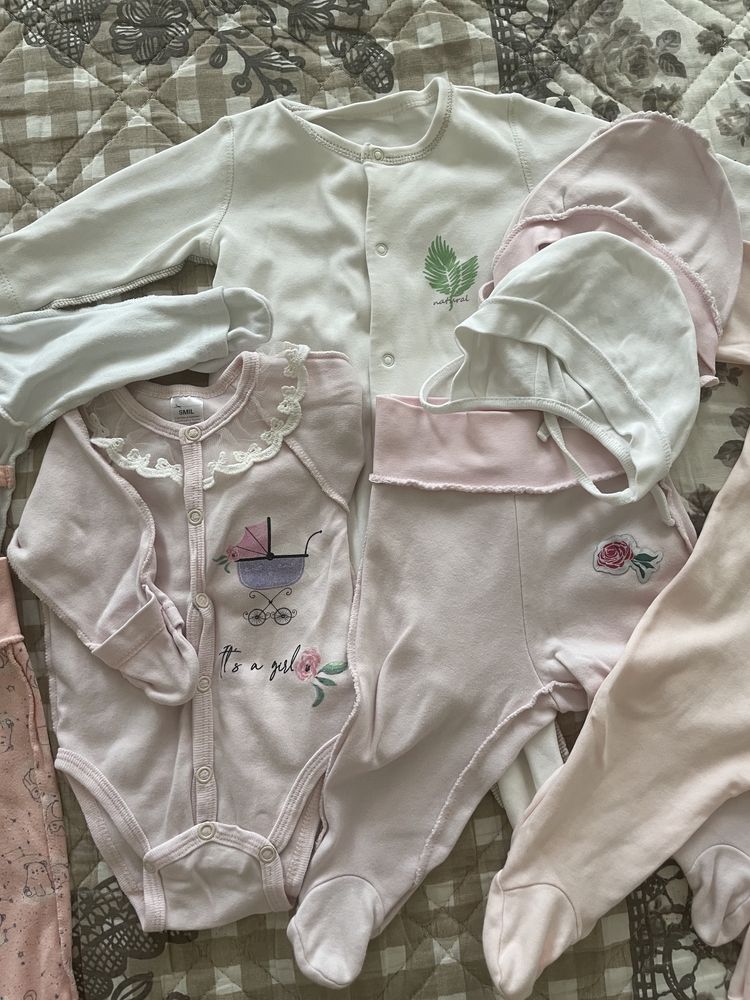 Одежда для новорожденной девочки 56-62